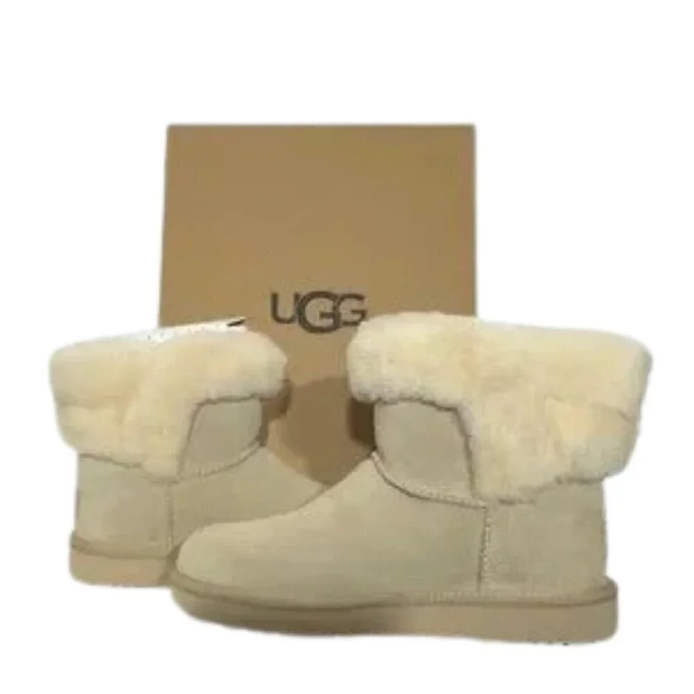 UGG enjoy comfy
